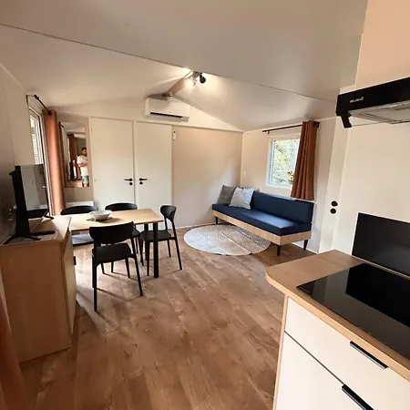 Κάμπινγκ Les Chenes Du Golfe Duo Premium 12 Personnes *